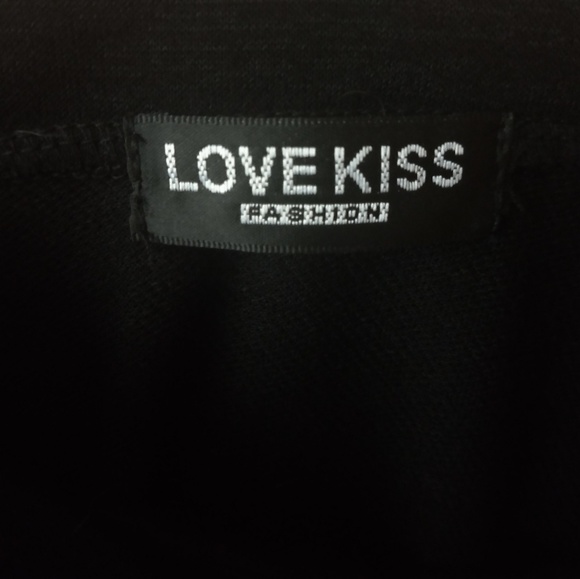 5/$30 NWOT LoveKiss Cowl Neck Sharkbite Hem Black Sweater Top w/ Button Accent - Picture 2 of 6